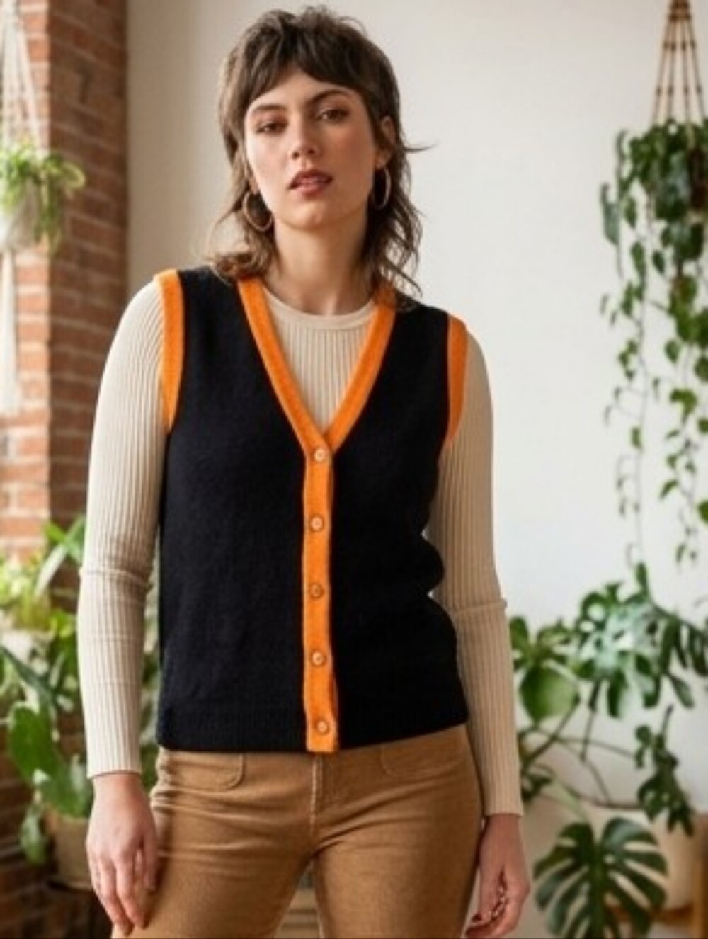 1970's Vintage V neck vest knit